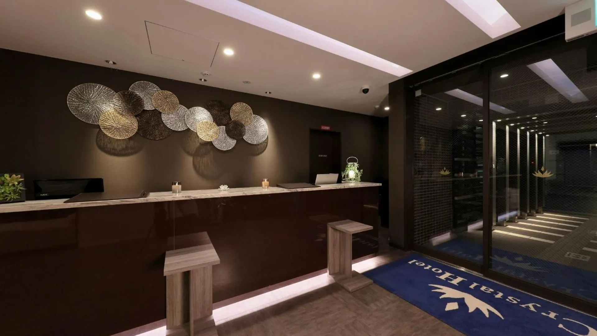 Dotonbori Crystal Hotel - Vacation Stay 77475V Osaka